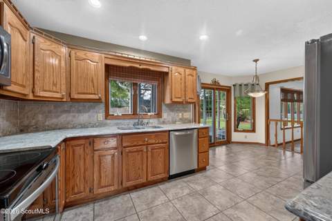 3101 Ash Drive, Waycross GA - photo 11 of 41
