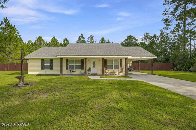 3 bedroom Single Family Residence at 205 E Paloma Street, No Recorded Subdivision, Nahunta — photo 1
