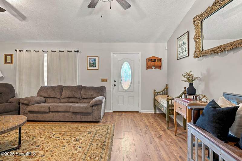 3 bedroom Single Family Residence at 205 E Paloma Street, No Recorded Subdivision, Nahunta — photo 2