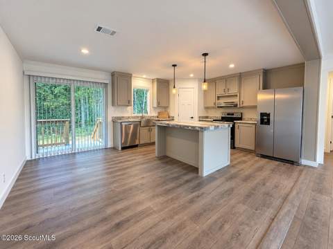 12091 Central Avenue, Hoboken GA - photo 8 of 27