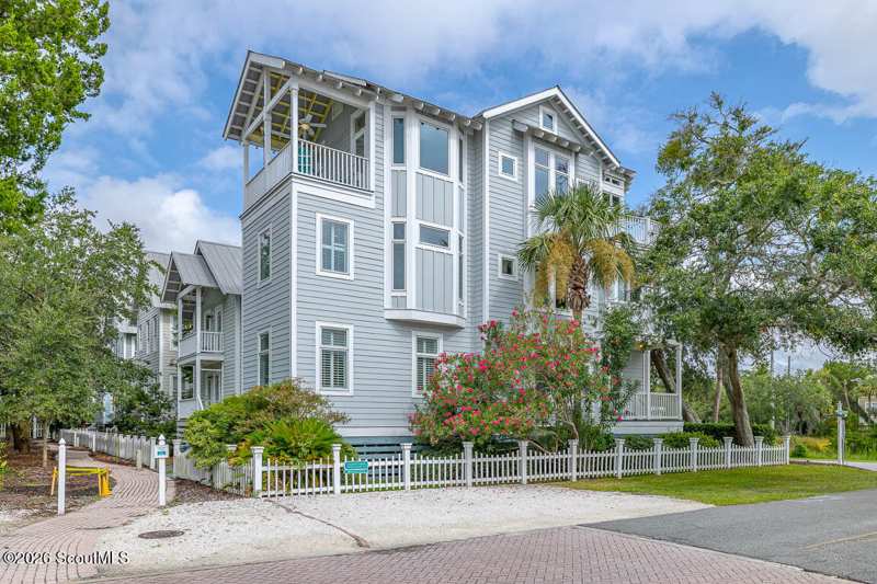 4 bedroom Single Family Residence at 39 Clover Marsh Lane, Coast Cottages, St. Simons Island — photo 1