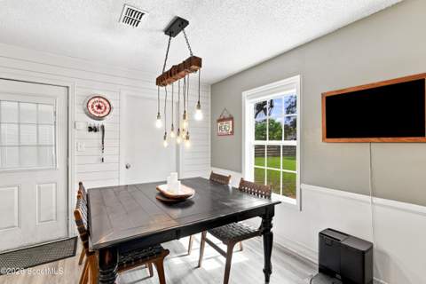 3316 Winn Clay Drive, Waycross GA - photo 10 of 35