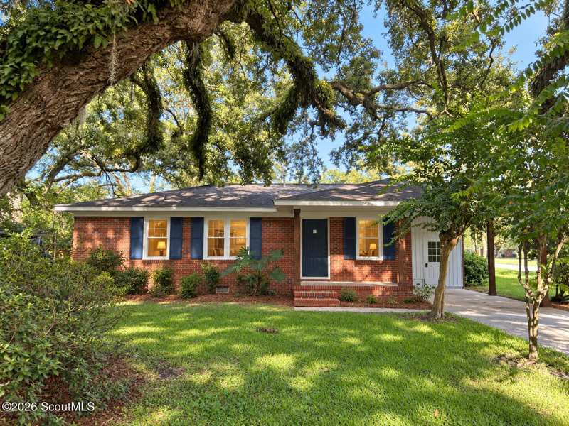 3 bedroom Single Family Residence at 200 Reynolds Street, No Recorded Subdivision, Brunswick — photo 1