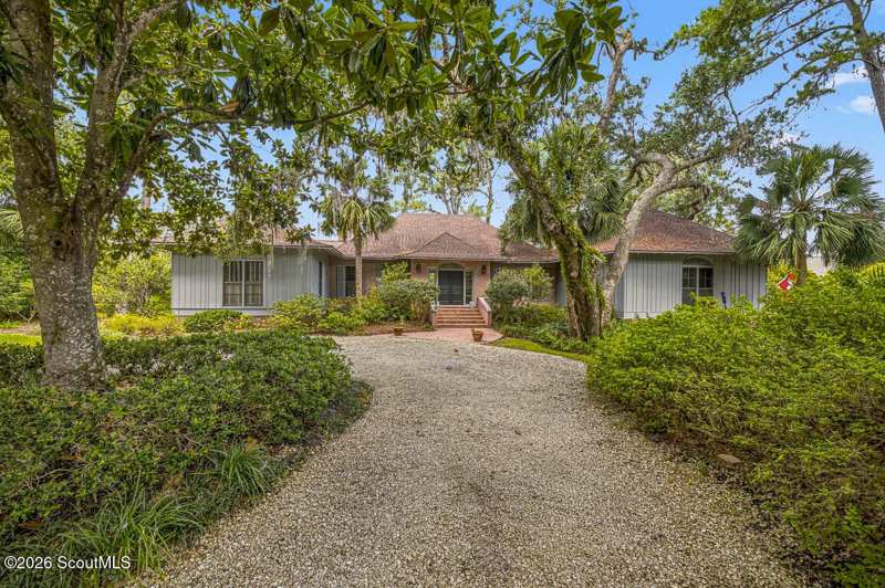 3 bedroom Single Family Residence at 259 W Twenty Ninth Street, Sea Island Cottages, Sea Island — photo 1