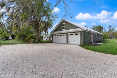 709 Adams Street, Darien GA - photo 7 of 41