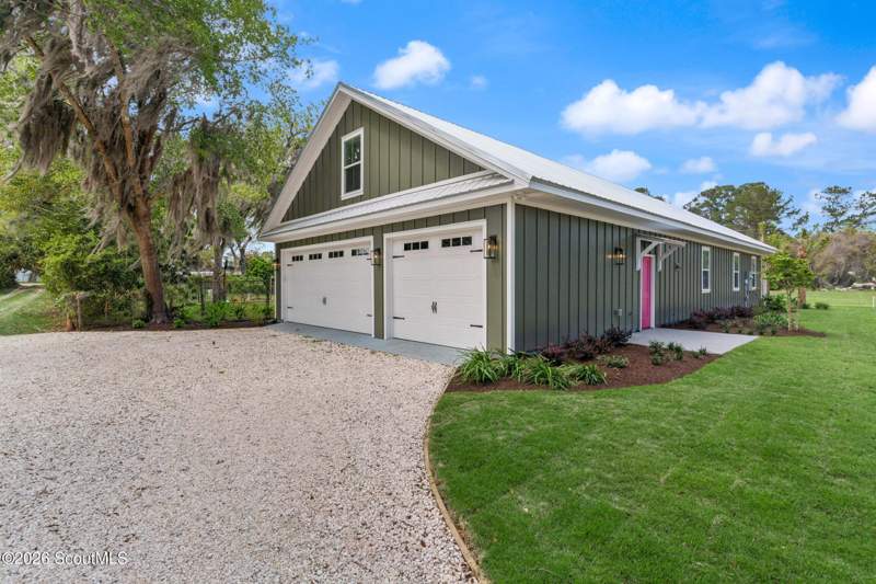3 bedroom Single Family Residence at 709 Adams Street, No Recorded Subdivision, Darien — photo 5