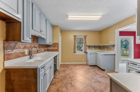 122 Chatford Drive, Brunswick GA - photo 15 of 44