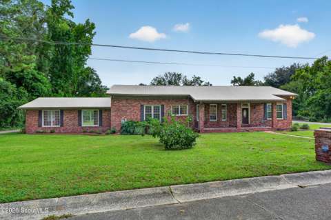1007 Dogwood Drive, home for sale in Waycross 31501