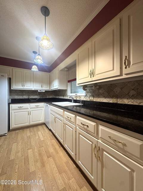 680 Harper Street, Jesup GA - photo 13 of 48