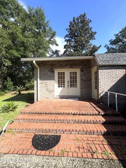 680 Harper Street, Jesup GA - photo 8 of 48