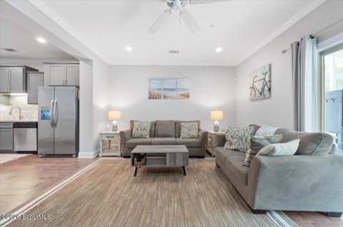 404 Mariners Circle, St. Simons Island GA - photo 9 of 38