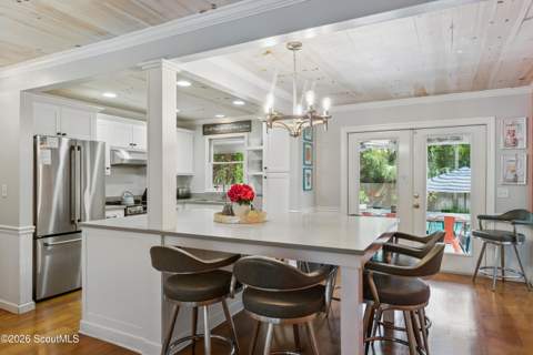 238 Peachtree Street, St. Simons Island GA - photo 8 of 42