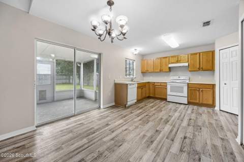 225 Pine Bluff Drive, Kingsland GA - photo 15 of 43