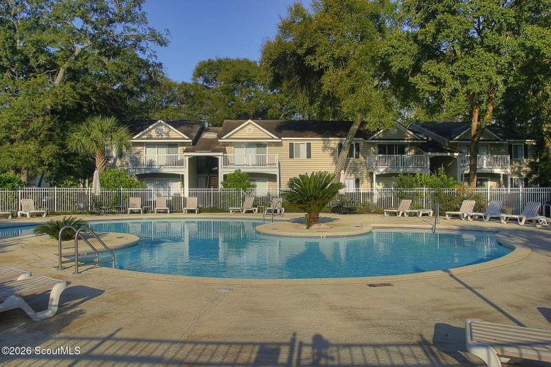 2 bedroom Condominium at 850 Mallery Street, Ocean Walk Condos, St. Simons Island — photo 2