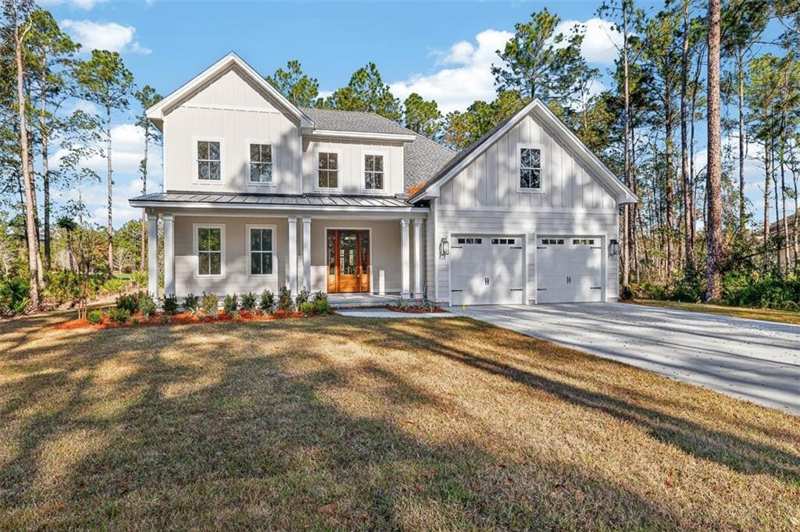 4 bedroom Single Family Residence at 39 Oak Grove Court, Sanctuary Cove, Waverly — photo 1