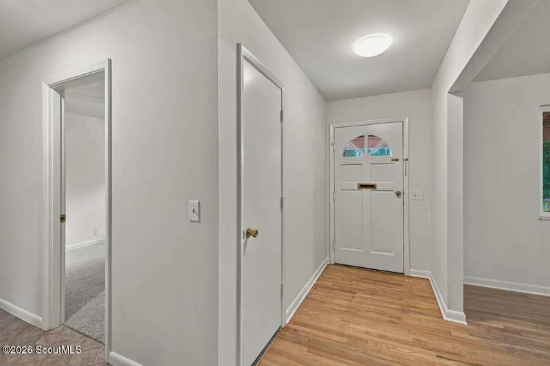 3 bedroom Single Family Residence at 107 Glenwood Drive, Glenwood Estates, Brunswick — photo 5