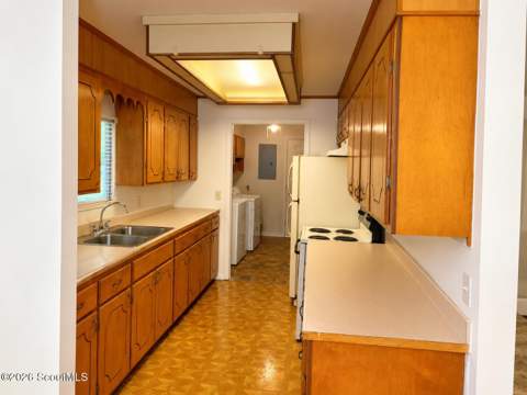 731 Baker Hill Road, Hortense GA - photo 7 of 16