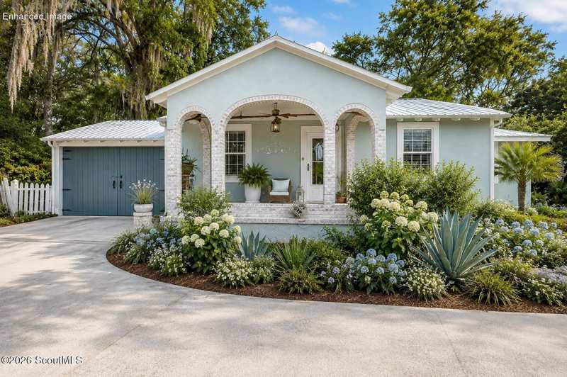 5 bedroom Single Family Residence at 3 Stewart Avenue, Oglethorpe Park, St. Simons Island — photo 1
