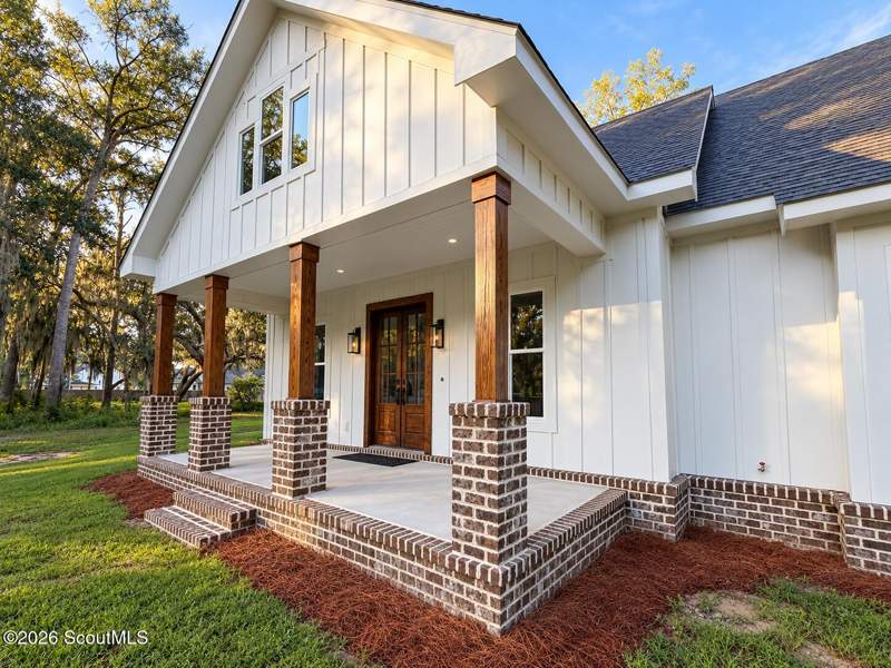 4 bedroom Single Family Residence at 519 Mcintosh Road, No Recorded Subdivision, Darien — photo 2