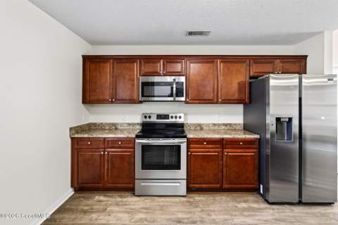 361 Pecan Pointe Drive, Brunswick GA - photo 11 of 45