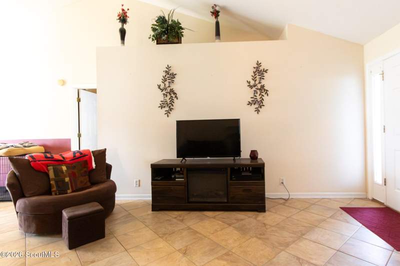 3 bedroom Single Family Residence at 24 Galemist Lane, Southwinds, Brunswick — photo 5