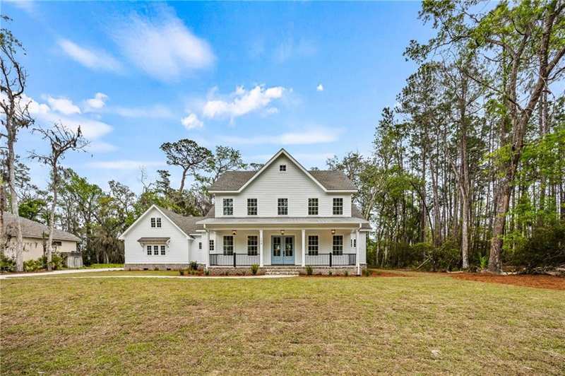 5 bedroom Single Family Residence at 108 Harbor Pointe Drive, Oak Grove Island, Brunswick — photo 1