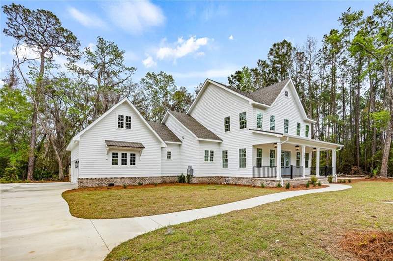 5 bedroom Single Family Residence at 108 Harbor Pointe Drive, Oak Grove Island, Brunswick — photo 3