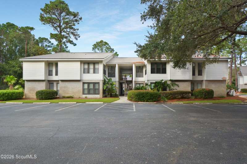 3 bedroom Condominium at 2511 Demere Road, Island Retreat Condos, St. Simons Island — photo 1