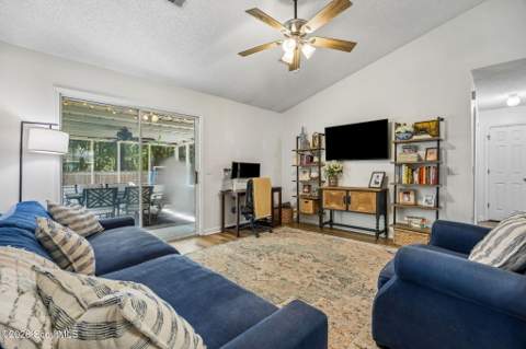 124 Lake Ashley Drive, Kingsland GA - photo 10 of 36