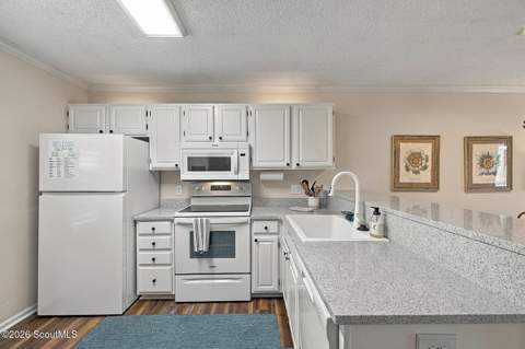 208 Pelican Place, St. Simons Island GA - photo 11 of 44