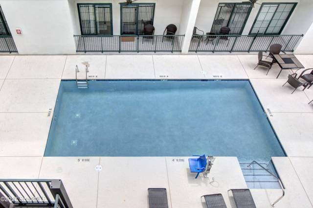 400 Ocean Boulevard