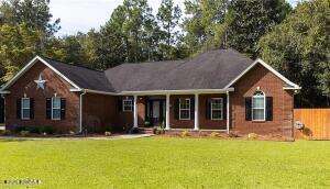 5 W Melody Drive, home for sale in Jesup 31545