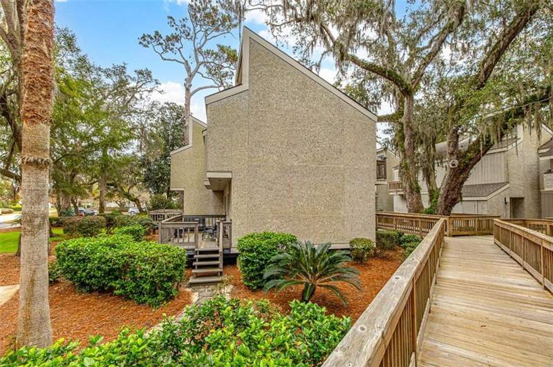 2 bedroom Townhouse at 413 Fairway Villas, Fairway Villas Condos, St. Simons Island — photo 2