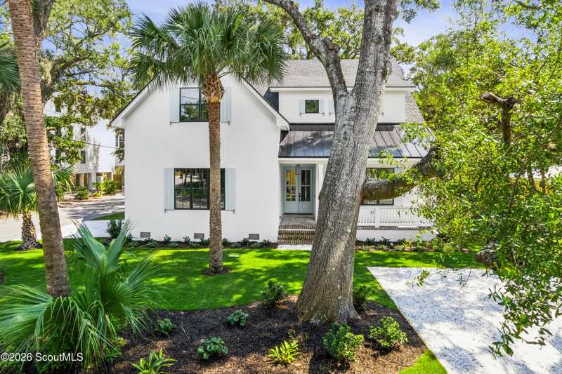 5 bedroom Single Family Residence at 1154 Ocean Boulevard, Arnold Villa, St. Simons Island — photo 1