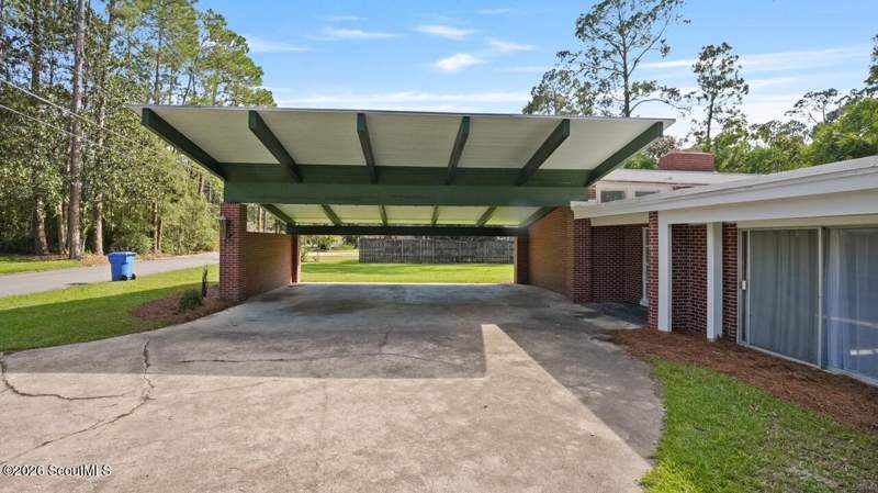 5 bedroom Single Family Residence at 324 Harper Street, No Recorded Subdivision, Jesup — photo 5