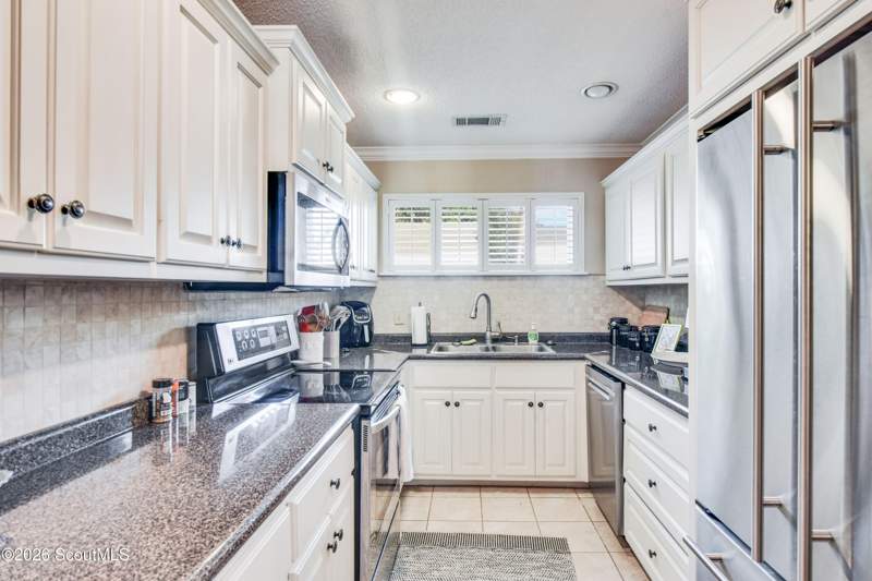2 bedroom Condominium at 1000 Mallery Street Ext, Mallory Villas Condos, St. Simons Island — photo 5