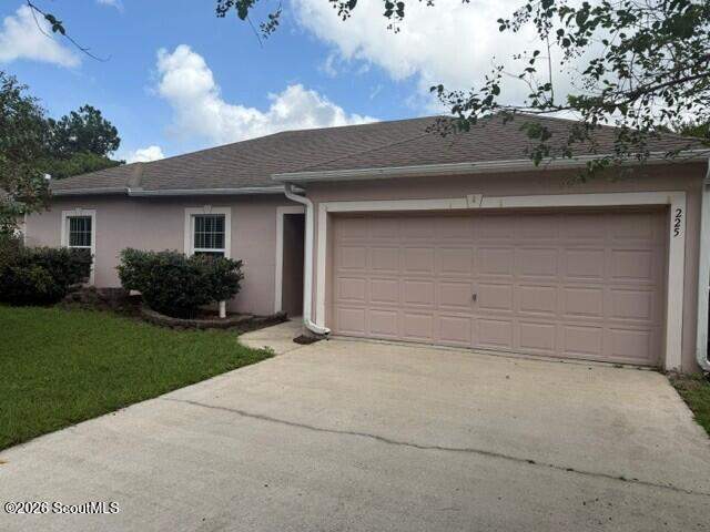 3 bedroom Single Family Residence at 225 Pine Bluff Drive, Pine Bluff, Kingsland — photo 2