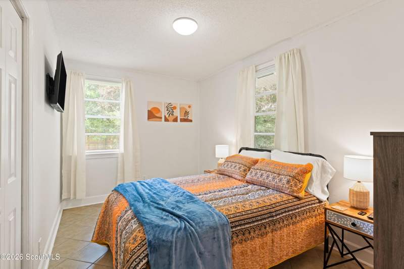 2 bedroom Single Family Residence at 1328 Lee, Windsor Park, Brunswick — photo 5