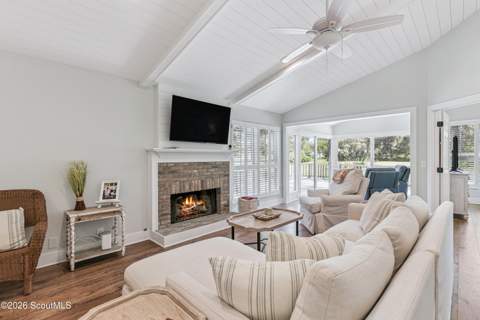 39 Bay Tree Court East Court, St. Simons Island GA - photo 6 of 33