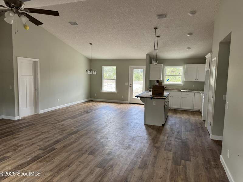 3 bedroom Single Family Residence at 17924 Old Post Road, No Recorded Subdivision, Waynesville — photo 4