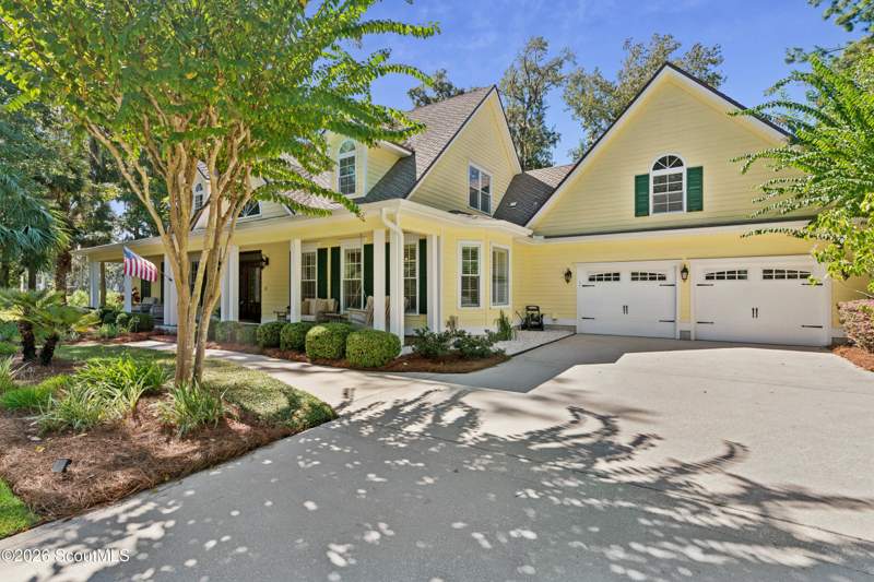 4 bedroom Single Family Residence at 440 Eagle Crest Drive, Sanctuary Cove, Waverly — photo 2