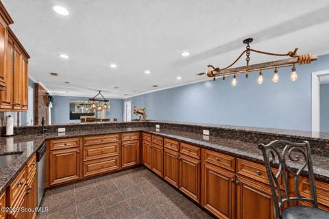 2501 Mahan Drive, Waycross GA - photo 12 of 60