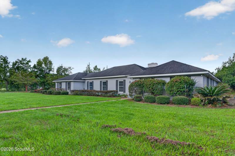 5 bedroom Single Family Residence at 2501 Mahan Drive, No Recorded Subdivision, Waycross — photo 4