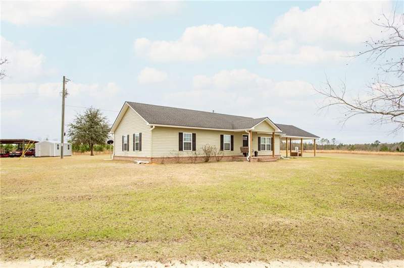 3 bedroom Single Family Residence at 4697 Effie Sweat Lane, No Recorded Subdivision, Waycross — photo 2