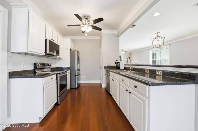 4 bedroom Single Family Residence at 153 Drayton Circle, Powers Landing, Brunswick — photo 4