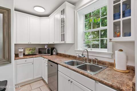 1411 Lanier Boulevard, Brunswick GA - photo 12 of 34