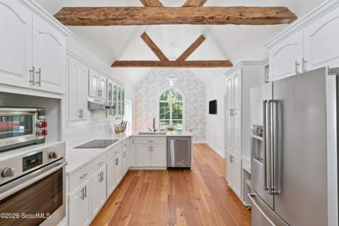 216 Saint James Avenue, St. Simons Island GA - photo 18 of 75
