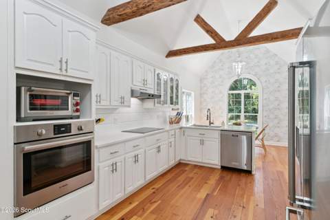 216 Saint James Avenue, St. Simons Island GA - photo 19 of 75