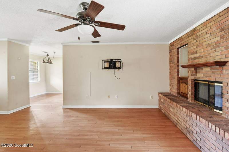 3 bedroom Single Family Residence at 149 Lake View Circle, Lakewood, Brunswick — photo 4