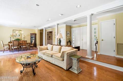121 Jacobs Road, St. Simons Island GA - photo 7 of 45